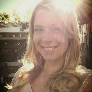 Meet your Posher, Rebecca